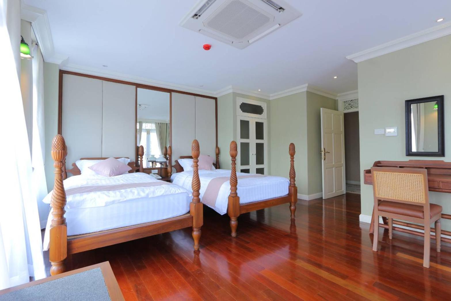 Hotel Hiranyakul House Bangkok Exterior foto